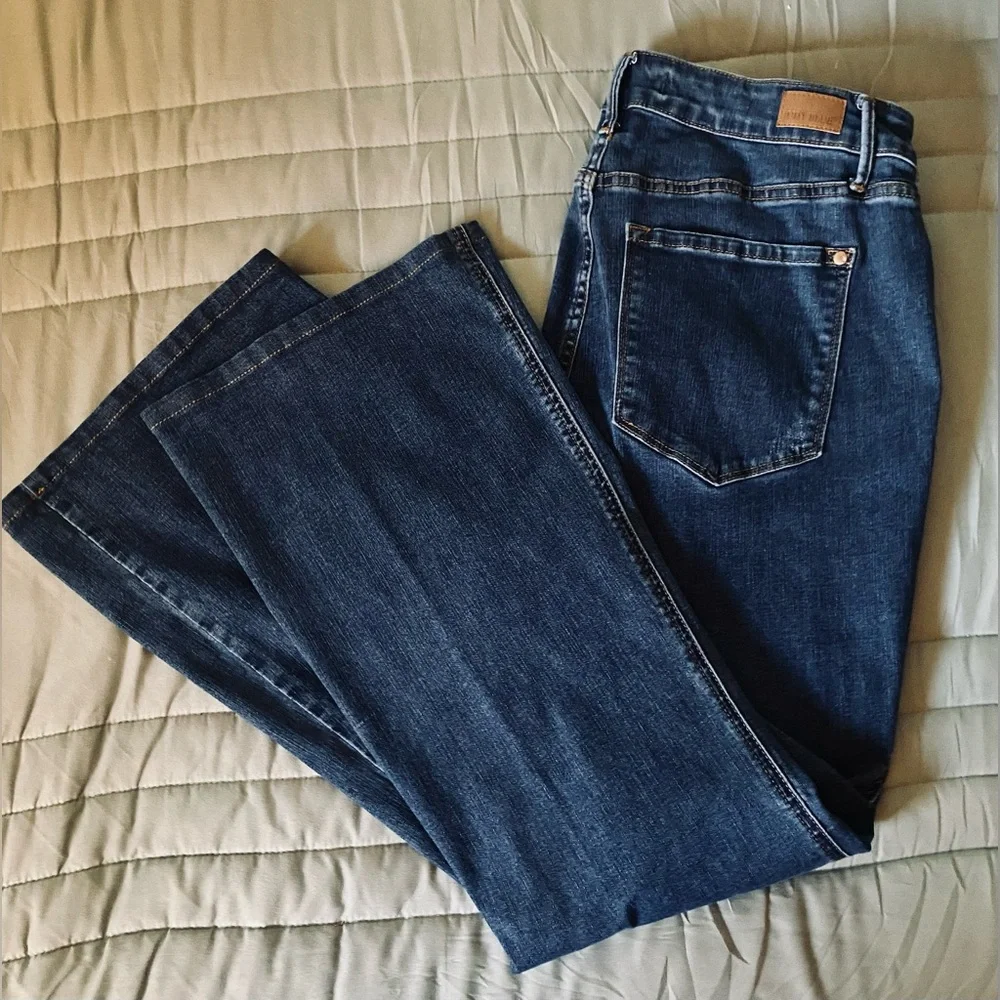 Judy Blue High Waisted Flared Denim Jeans - Picture 5 of 16